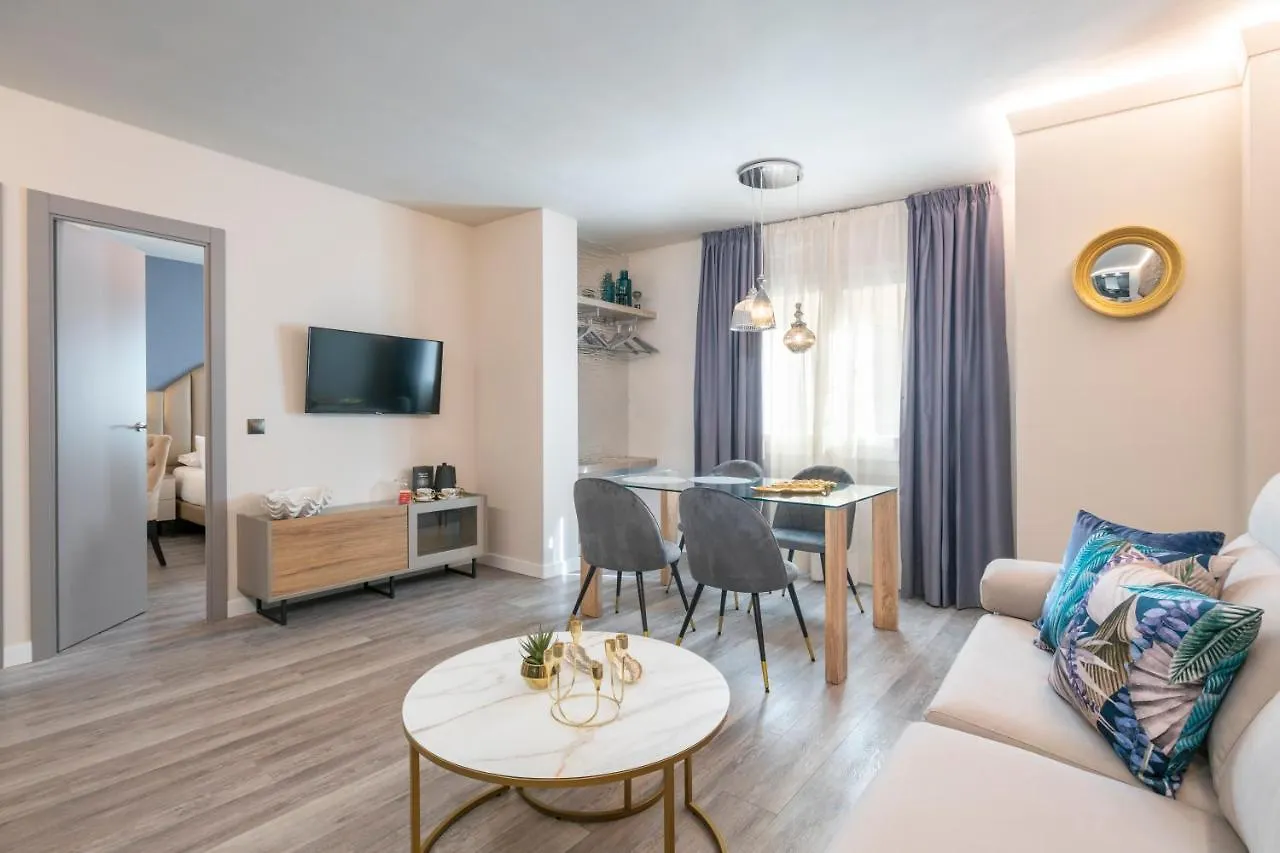 Palacete De Alamos Apartamentos マラガ